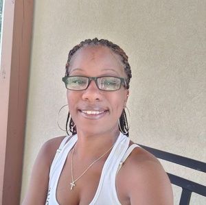 Meet your Posher, Alesha